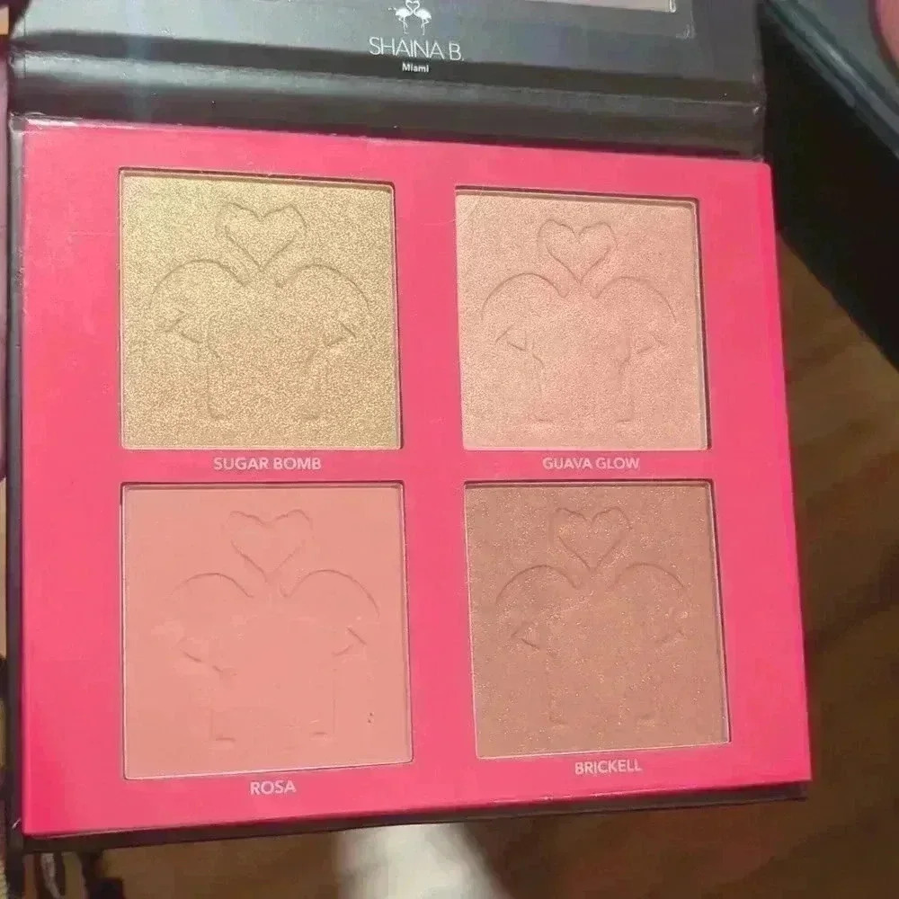 NWOT ShainaB Miami Blush & Highlighter Palette - Picture 7 of 9